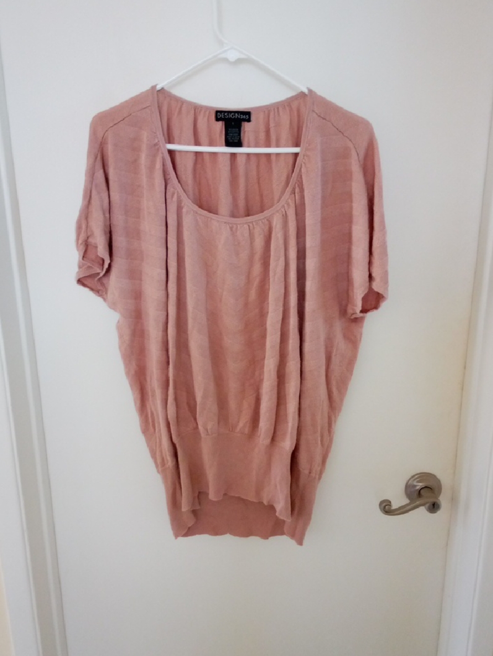 Design365 Dusty Rose Scoop-Neck Tunic Top